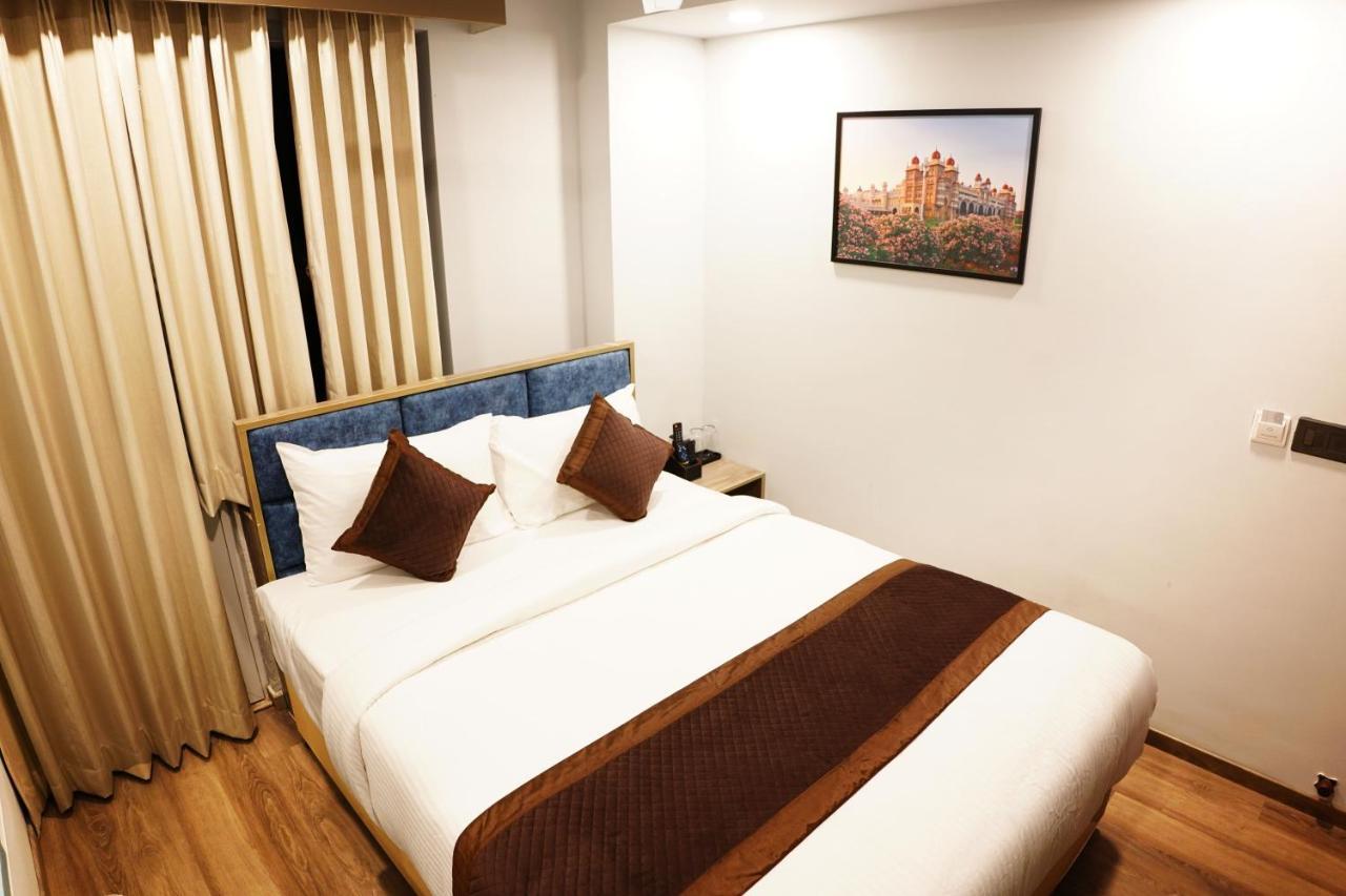 Dream Hotel - Richmond บังกาลอร์ ภายนอก รูปภาพ